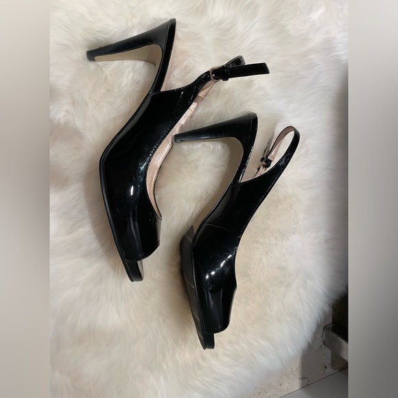 Cole Haan - Slingback Heeled Sandals, size 6B - Picture 8 of 8